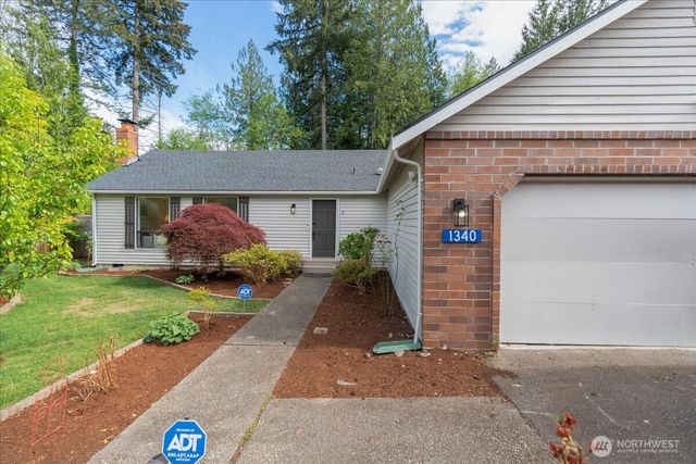 1340 NW Huckle Drive, Bremerton, WA 98311