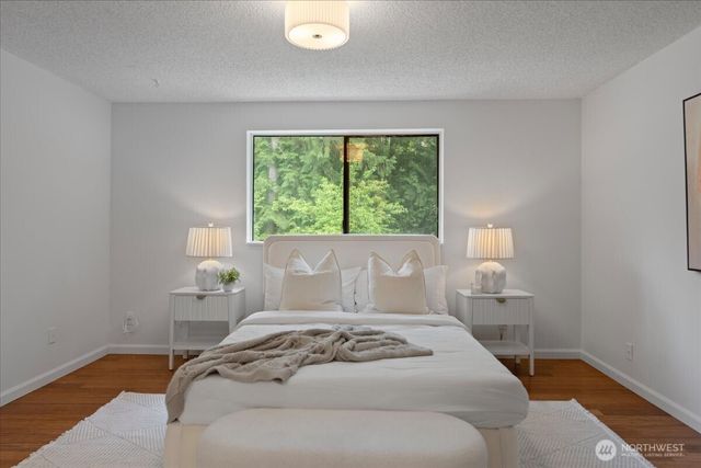 1340 NW Huckle Drive, Bremerton, WA 98311