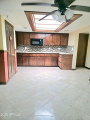 9337 W SAN MIGUEL Avenue, Glendale, AZ 85305