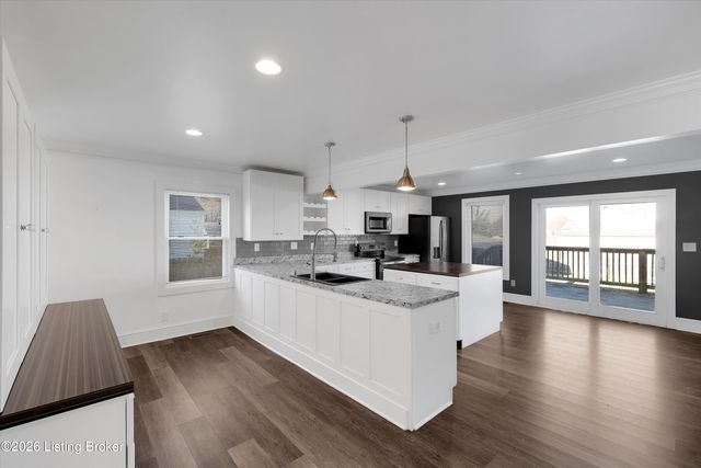 4215 Alton Rd, Louisville, KY 40207