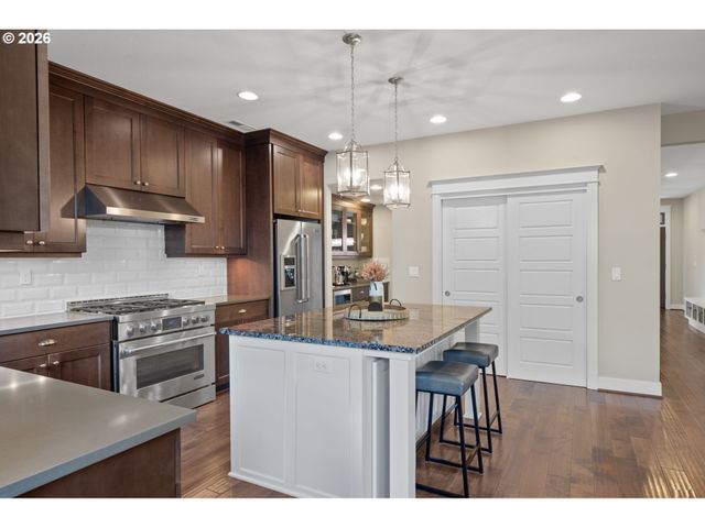 14144 GOODALL Rd, Lake Oswego, OR 97034