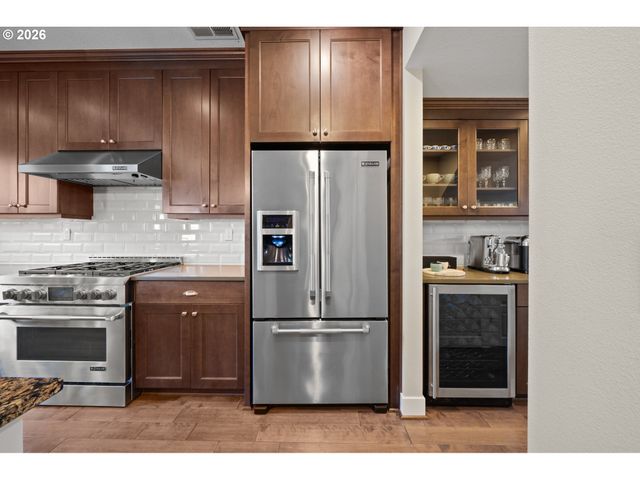 14144 GOODALL Rd, Lake Oswego, OR 97034