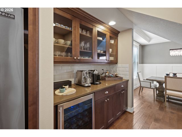 14144 GOODALL Rd, Lake Oswego, OR 97034