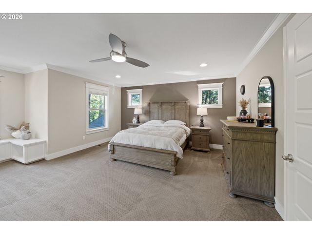 14144 GOODALL Rd, Lake Oswego, OR 97034