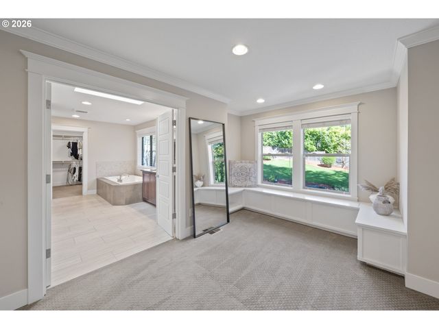 14144 GOODALL Rd, Lake Oswego, OR 97034