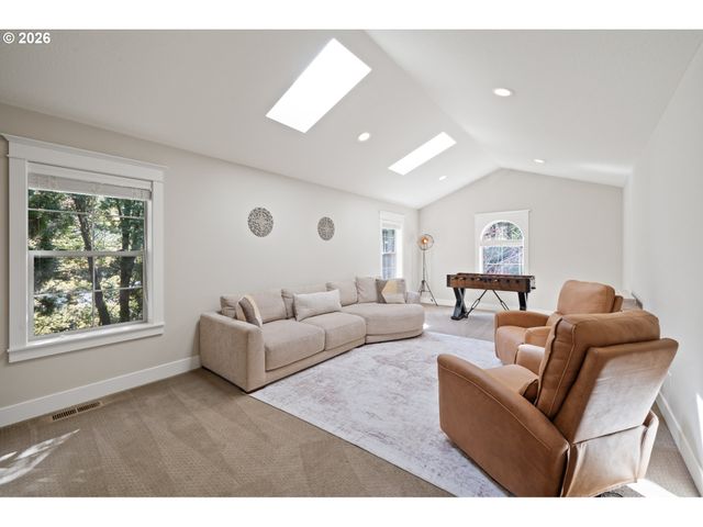 14144 GOODALL Rd, Lake Oswego, OR 97034