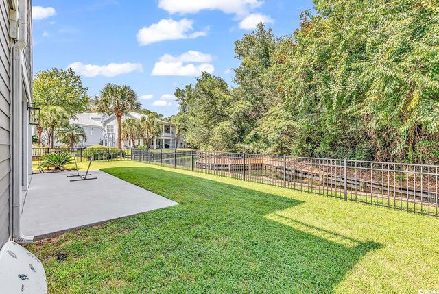 6 Cottage Dr., Murrells Inlet, SC 29576