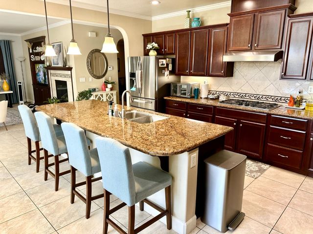 9817 Collie Way, Elk Grove, CA 95757