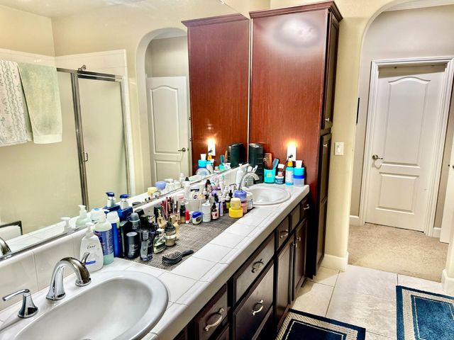 9817 Collie Way, Elk Grove, CA 95757