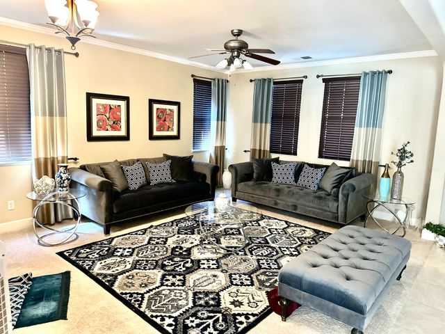 9817 Collie Way, Elk Grove, CA 95757
