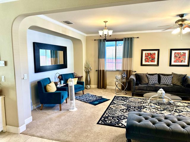 9817 Collie Way, Elk Grove, CA 95757