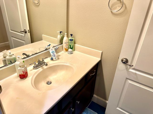 9817 Collie Way, Elk Grove, CA 95757