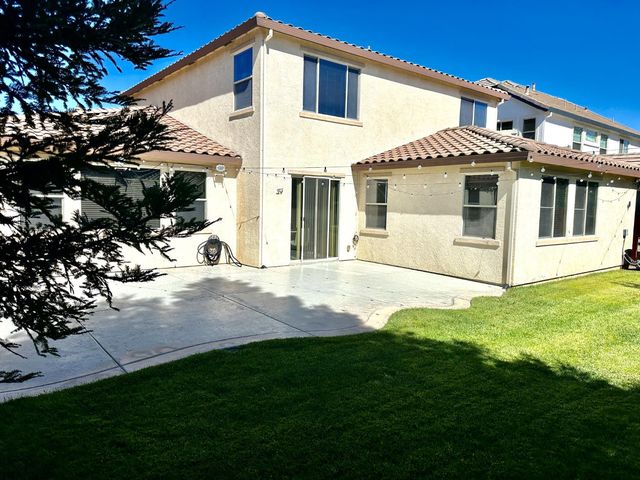 9817 Collie Way, Elk Grove, CA 95757