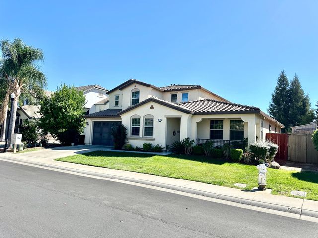 9817 Collie Way, Elk Grove, CA 95757