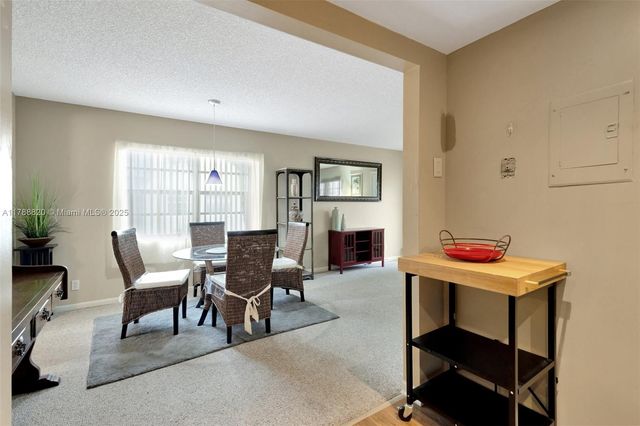 369 Burgundy H 369, Delray Beach, FL 33484