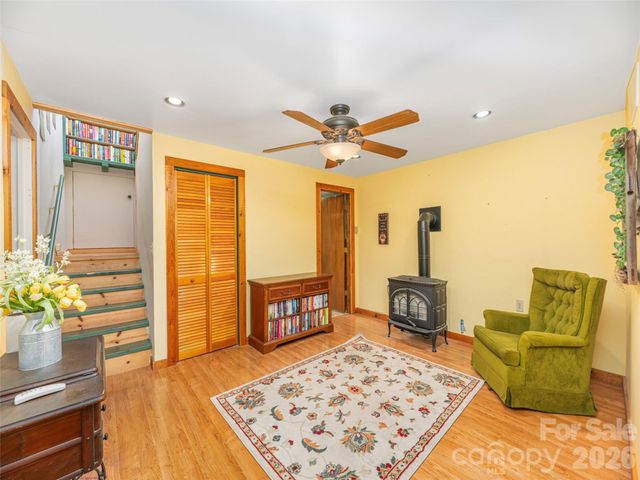 212 Torda Trace, Waynesville, NC 28786