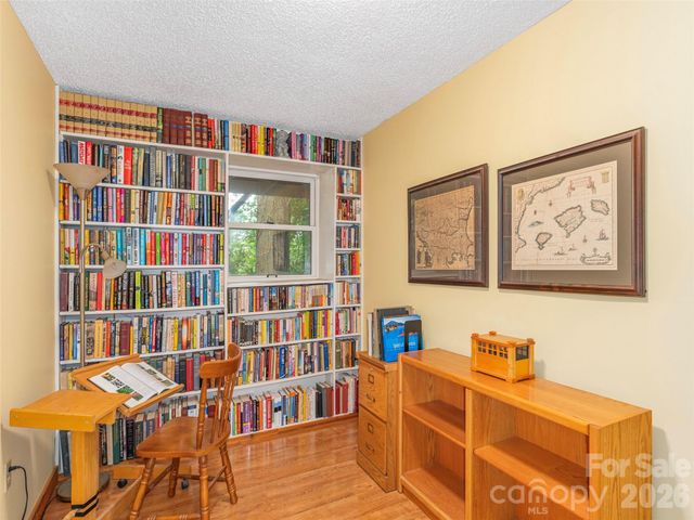 212 Torda Trace, Waynesville, NC 28786