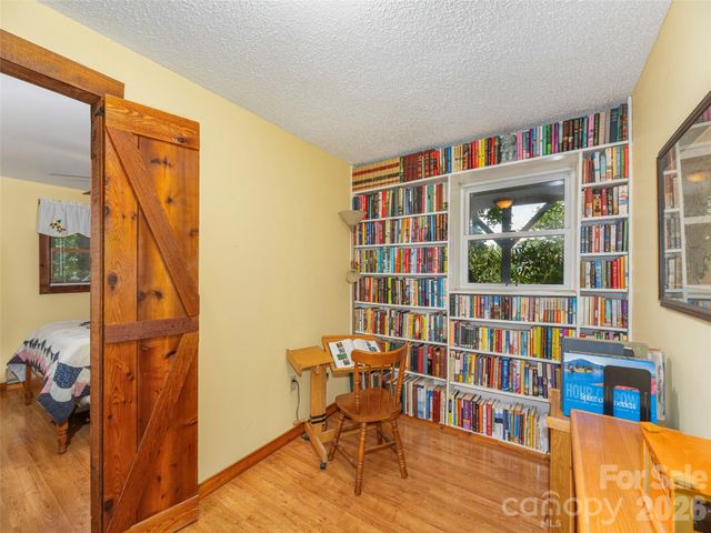 212 Torda Trace, Waynesville, NC 28786