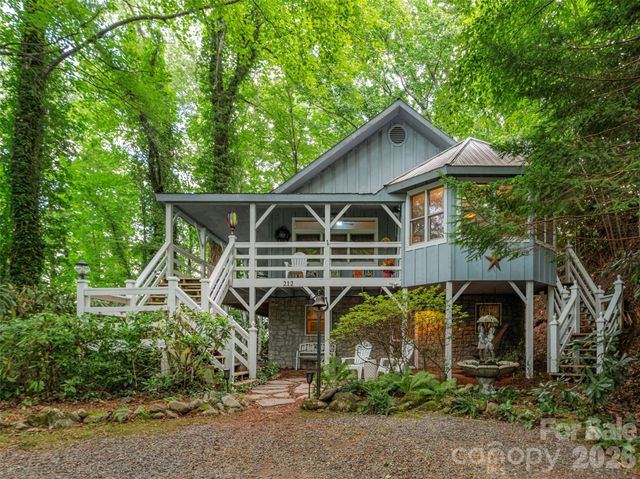 212 Torda Trace, Waynesville, NC 28786