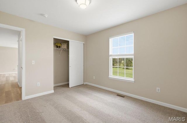 409 Fredricksburg Way, Wright City, MO 63390