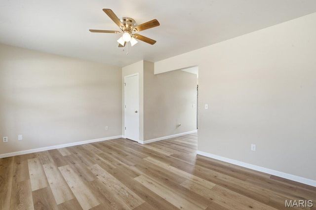 409 Fredricksburg Way, Wright City, MO 63390