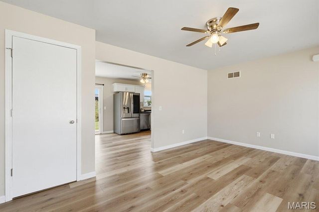 409 Fredricksburg Way, Wright City, MO 63390