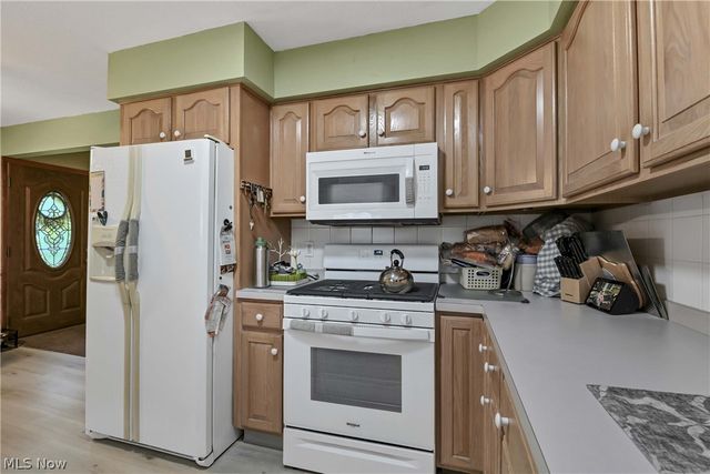 4695 Martin Drive, North Olmsted, OH 44070