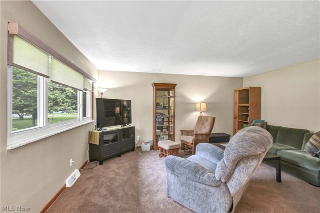 4695 Martin Drive, North Olmsted, OH 44070