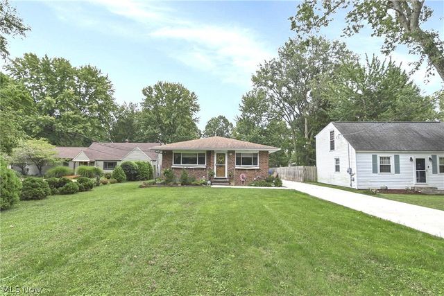 4695 Martin Drive, North Olmsted, OH 44070