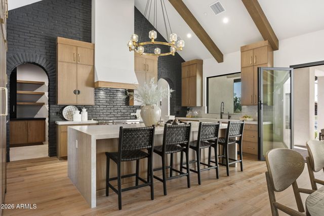 11636 N OAKHURST Way, Scottsdale, AZ 85254