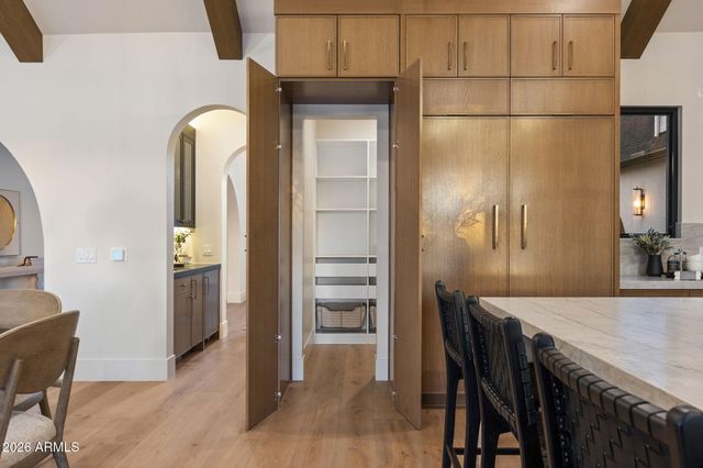 11636 N OAKHURST Way, Scottsdale, AZ 85254