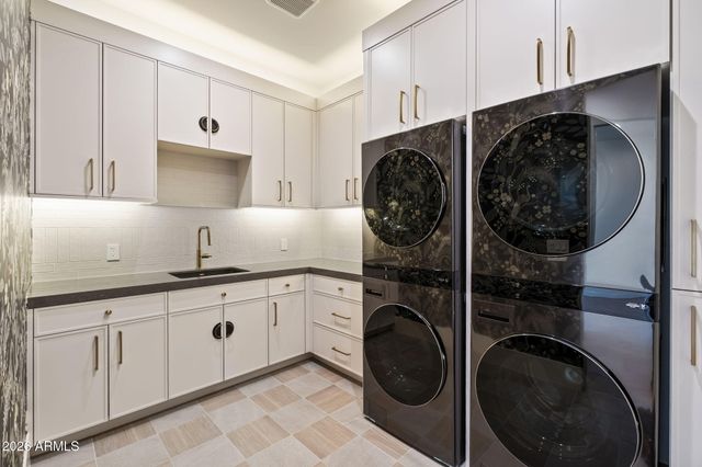 11636 N OAKHURST Way, Scottsdale, AZ 85254