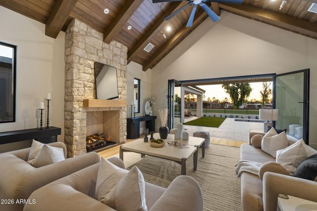 11636 N OAKHURST Way, Scottsdale, AZ 85254