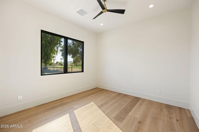 11636 N OAKHURST Way, Scottsdale, AZ 85254