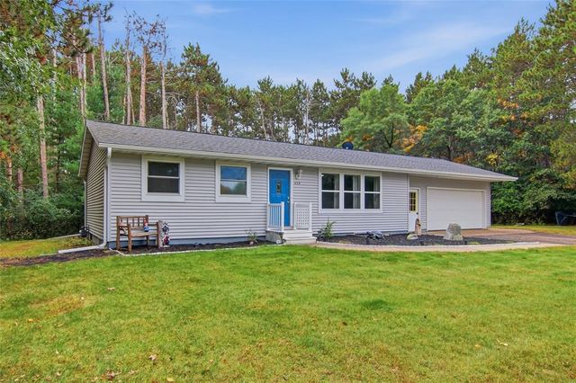 435 S Beach Drive, Altoona, WI 54720