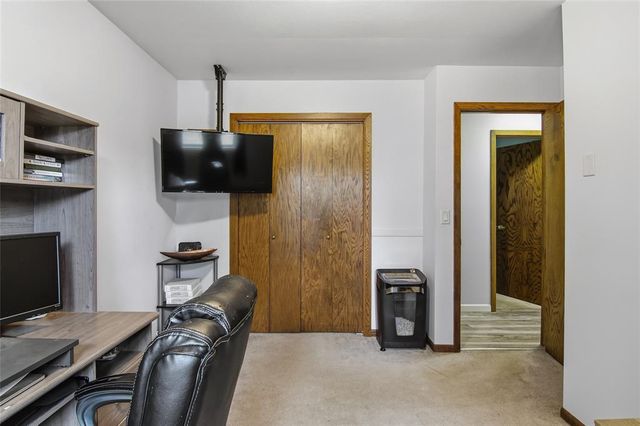 435 S Beach Drive, Altoona, WI 54720