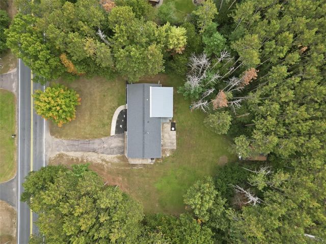 435 S Beach Drive, Altoona, WI 54720