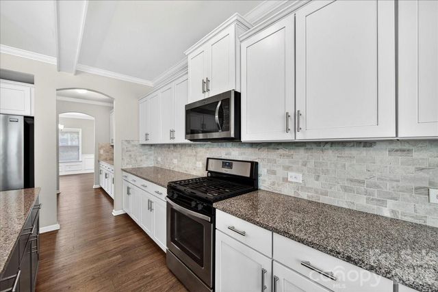 2053 Pine Siskin Court, Fort Mill, SC 29707