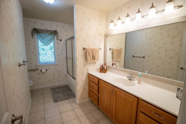 2539 Rushbrook Drive, Flint Twp, MI 48433