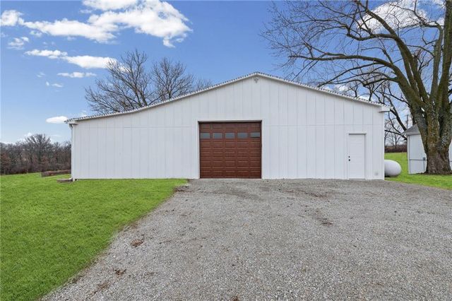 17391 State Route 371 Highway, Faucett, MO 64448