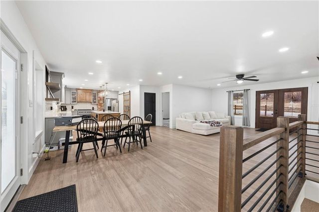 17391 State Route 371 Highway, Faucett, MO 64448