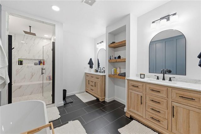 17391 State Route 371 Highway, Faucett, MO 64448