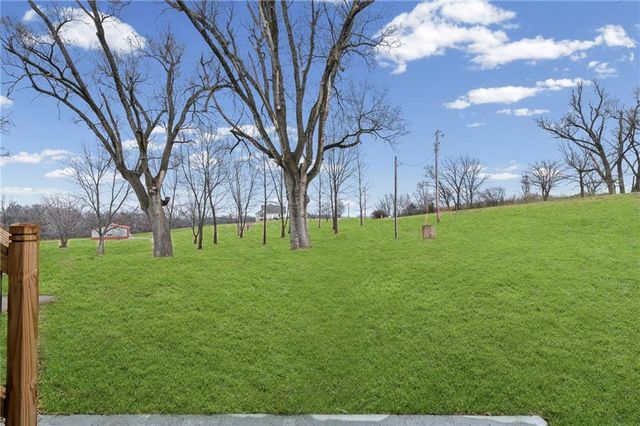 17391 State Route 371 Highway, Faucett, MO 64448