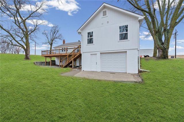 17391 State Route 371 Highway, Faucett, MO 64448