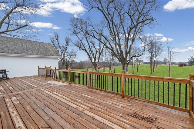 17391 State Route 371 Highway, Faucett, MO 64448