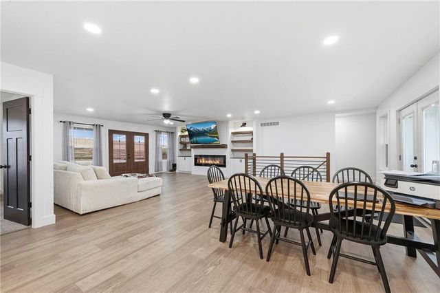 17391 State Route 371 Highway, Faucett, MO 64448