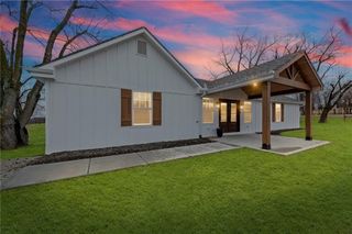 17391 State Route 371 Highway, Faucett, MO 64448