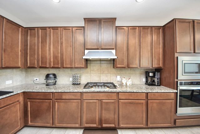 1935 Heather Canyon Drive, Houston, TX 77089