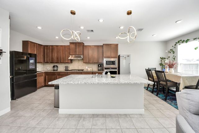 1935 Heather Canyon Drive, Houston, TX 77089