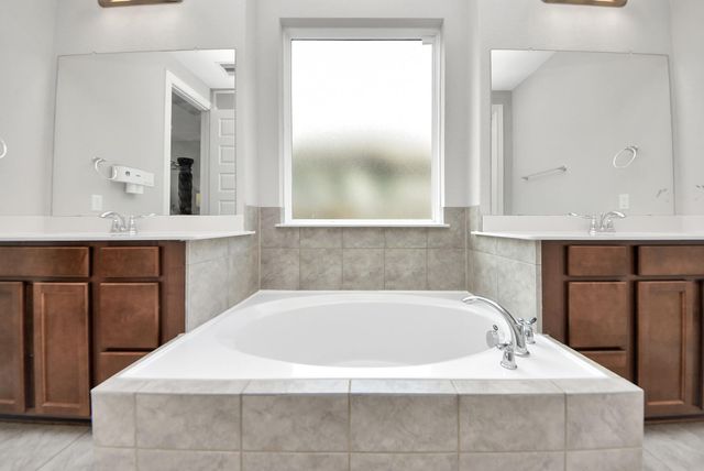 1935 Heather Canyon Drive, Houston, TX 77089